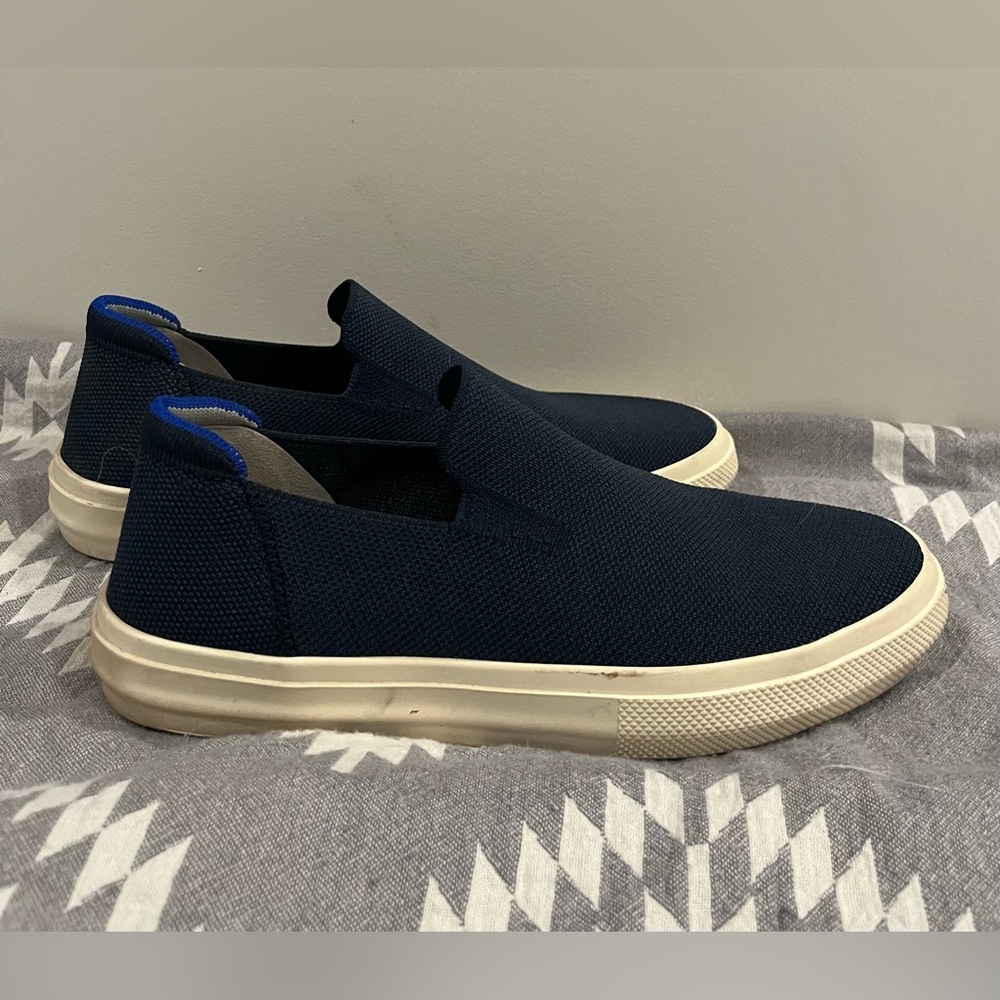 Rothys Original Slip on Sneaker 8.5 in Navy